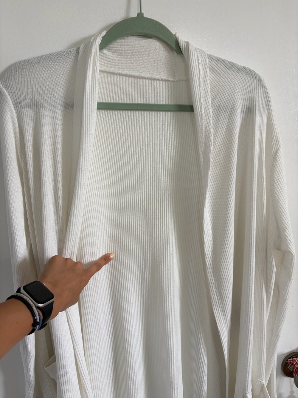 Long White Open Duster with Front Pockets - Picture 4 of 7